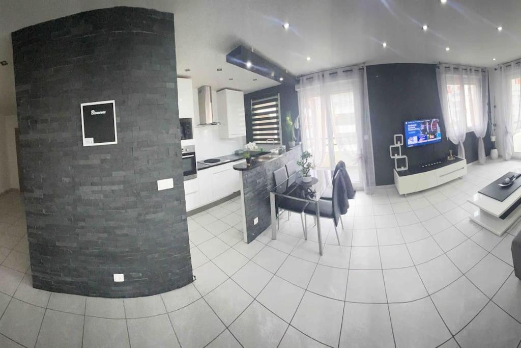 Tres Bel Appartement Entre Paris Et Disneyland Lognes Buitenkant foto
