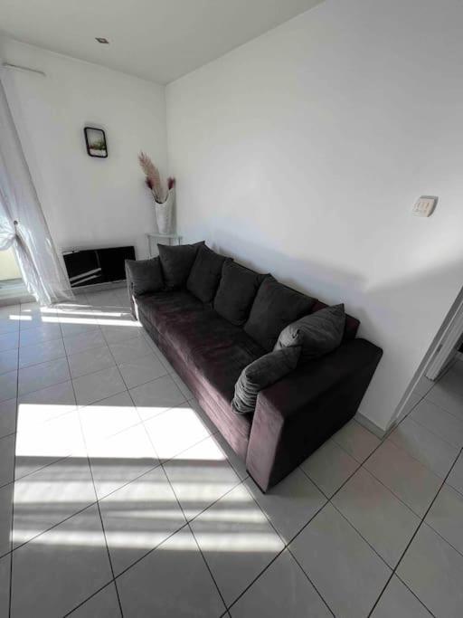 Tres Bel Appartement Entre Paris Et Disneyland Lognes Buitenkant foto